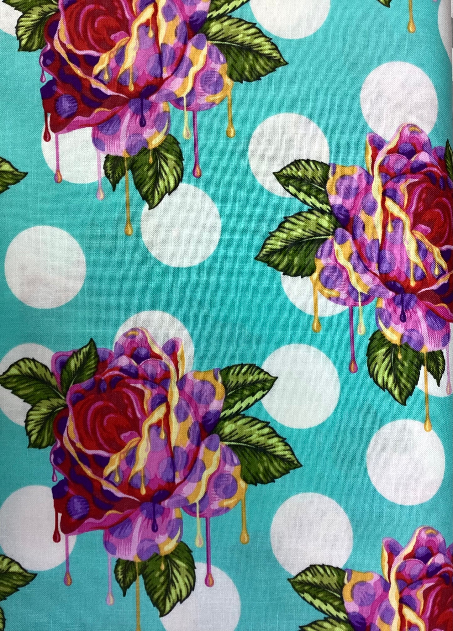 Curiouser & Curiouser Painted Roses Wonder PWTP161.WONDER